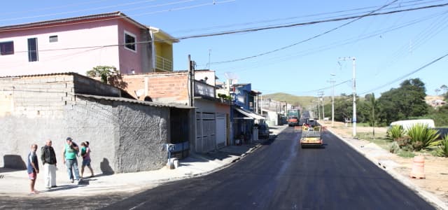 Prefeitura garante ligação de água e esgoto nos loteamentos Pedramar e Imperial