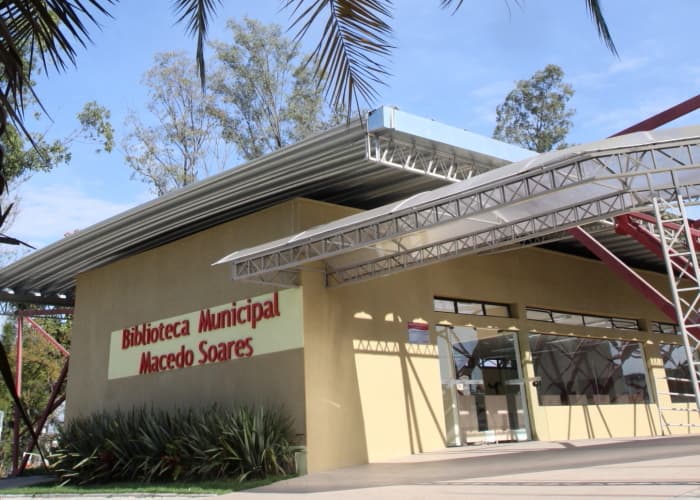 Educação divulga programação de cursos na Biblioteca
