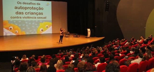 Evento debate políticas públicas contra a violência sexual