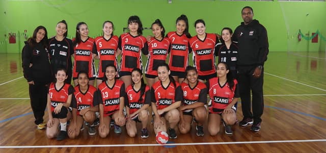 Jogos Regionais: Handebol é medalha de prata e natação adaptada volta com 21 medalhas