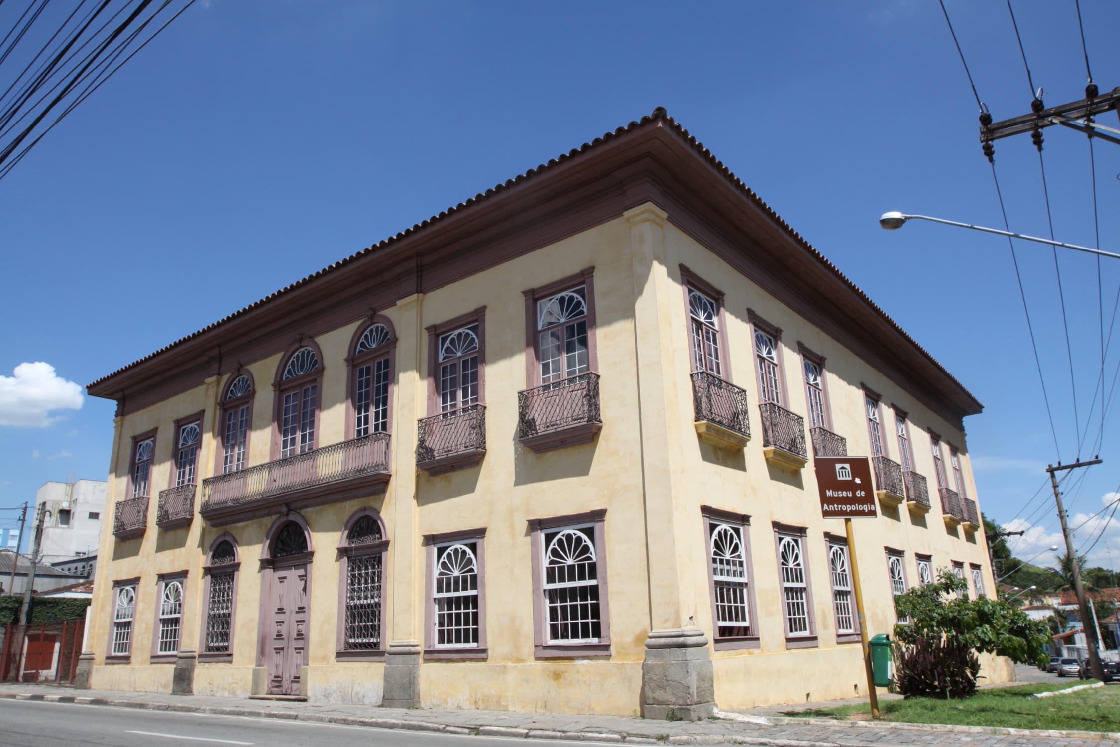 MAV oferece oficina de samba de roda