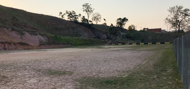 Esportes discute com a população do Jardim Paraíso e Colônia projetos de novos campos