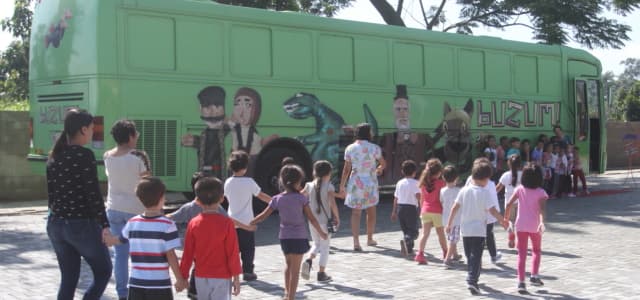 Escolas municipais recebem projeto BuZum!