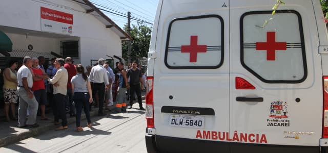 Região do Igarapés comemora chegada de ambulância exclusiva