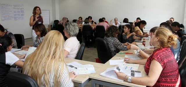 Curso é chance para costureiras que desejam empreender