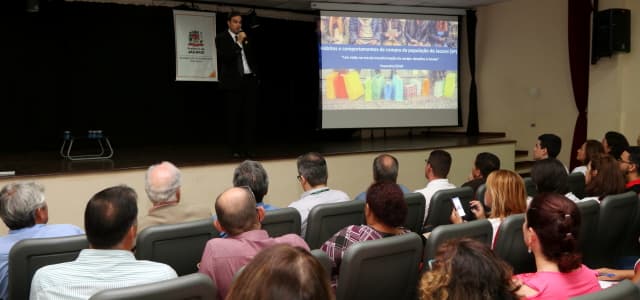 Prefeitura apresenta pesquisa sobre hábitos de consumo para empreendedores e lojistas