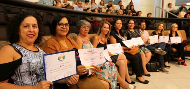 Educação recebe homenagem por premiação do PVE