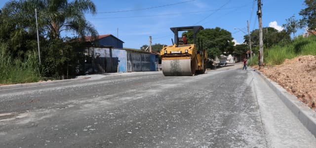 Obras de drenagem e pavimentação têm início no Jardim Paraíso