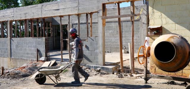 Escolas Municipais recebem obras de reforma e ampliação nestes 2 anos