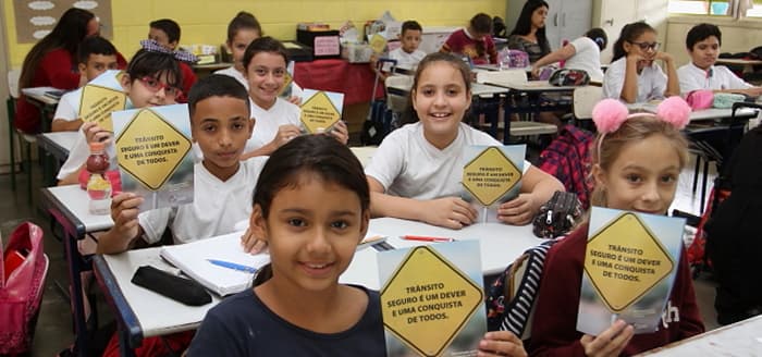 Projeto Agente de Trânsito Mirim leva boas práticas no trânsito para a rede municipal de ensino