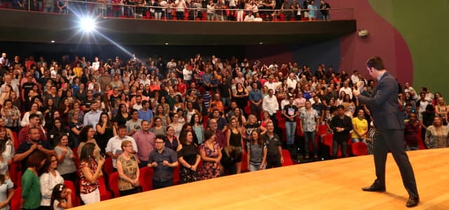 Palestra motivacional abre programação dedicada ao Mês do Trabalhador