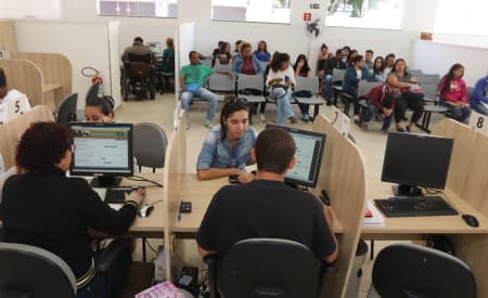 PAT abre processo seletivo de estágio para jovens do ensino médio