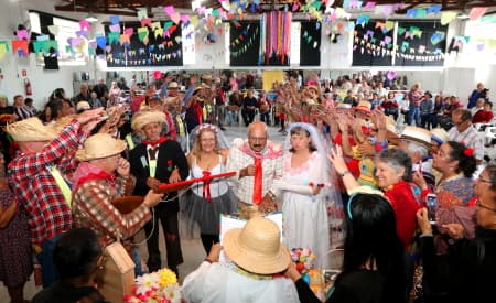 Casa Viva Vida promove festa julina para melhor idade