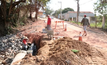 Igarapés: Prefeitura segue com obras em duas ruas