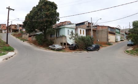 Prefeitura recebe estudo do ITESP sobre bairros para regularização fundiária
