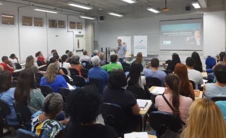 Programa Jacareí Cidade Empreendedora reúne 50 participantes em evento inaugural