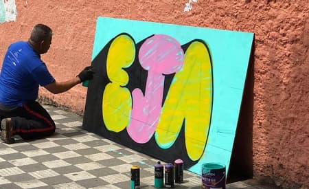 Alunos da EJA participam de exposição “Lá onde eu moro”