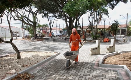 Revitalização em praça na Chiquinha Schurig está na fase final