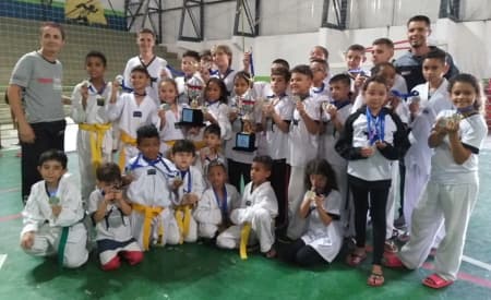 Taekwondo jacareiense é destaque no final de semana
