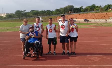 Atletas jacareienses são destaque no atletismo ACD dos Jogos Regionais