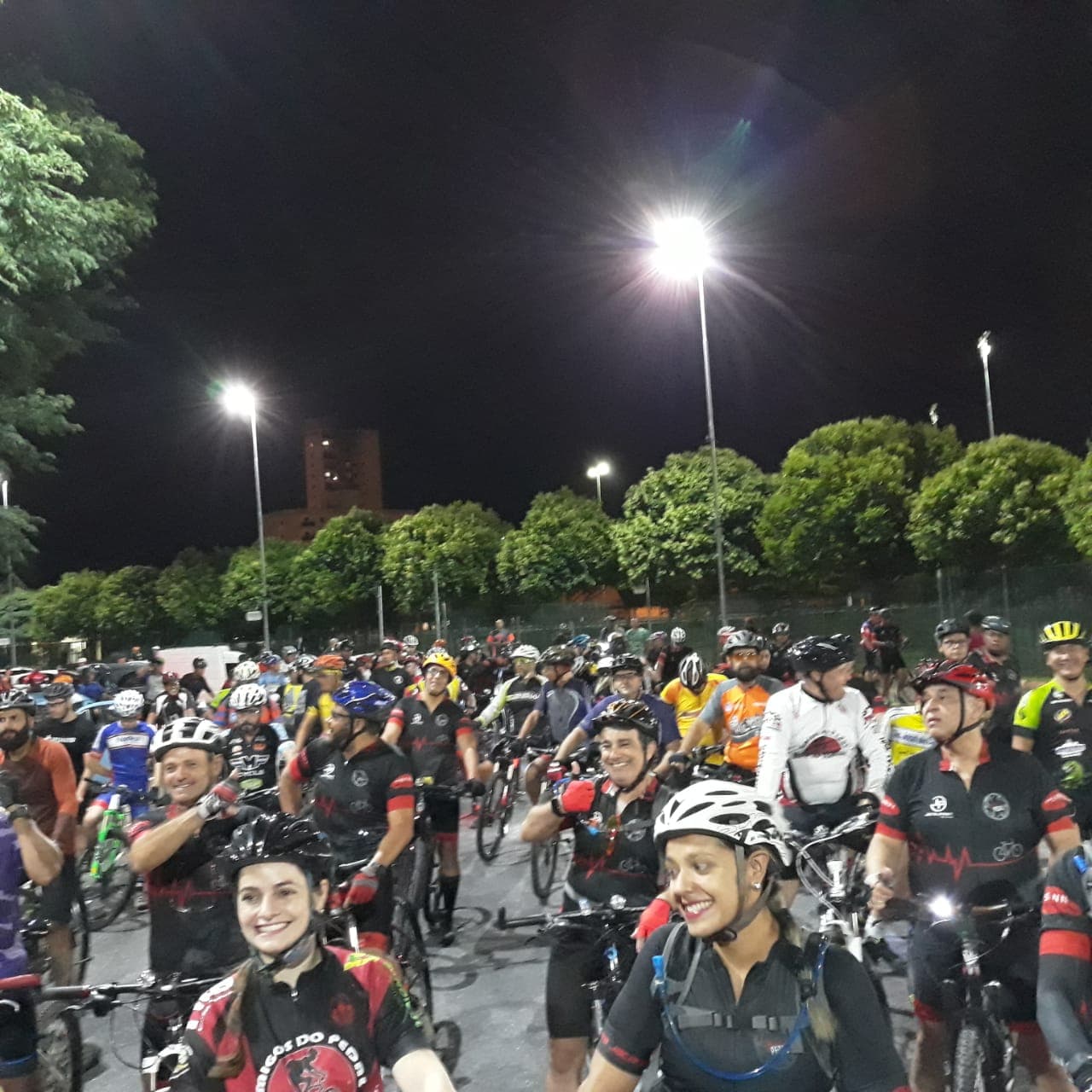Último final de semana do ‘Encantos de Natal Jacareí’: Pedal Iluminado é destaque