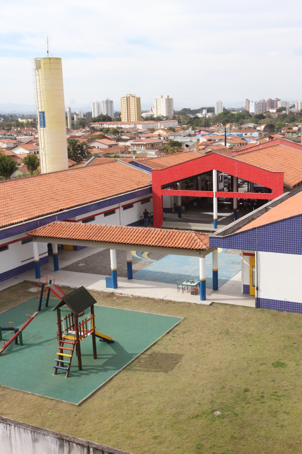 Professores municipais voltam a partir desta segunda (4) por teletrabalho