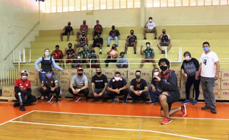Jacareí Rugby acompanha Cebrace em doação de cestas básicas à Prefeitura de Jacareí