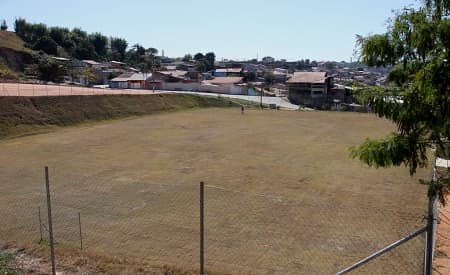 Prefeitura conclui reforma do campo do Jardim Paraíso