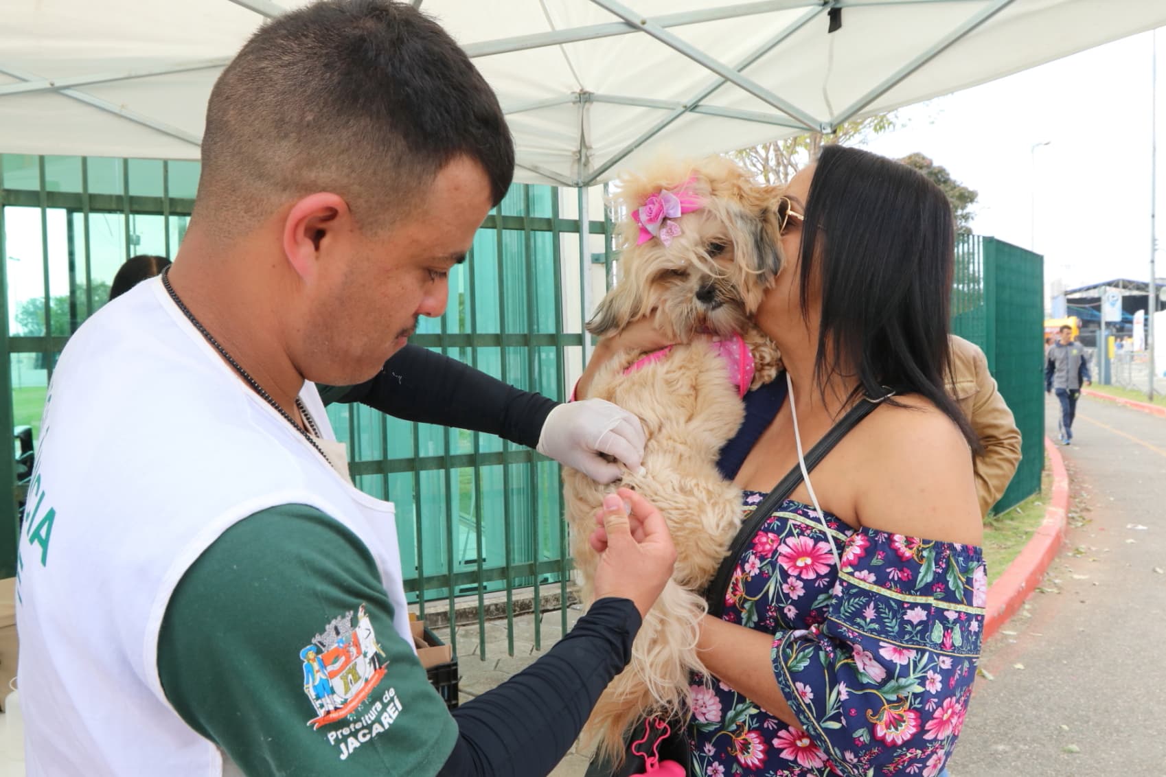 Prefeitura de Jacareí realiza vacinação antirrábica para cães e gatos no sábado (27), no Jardim Siesta