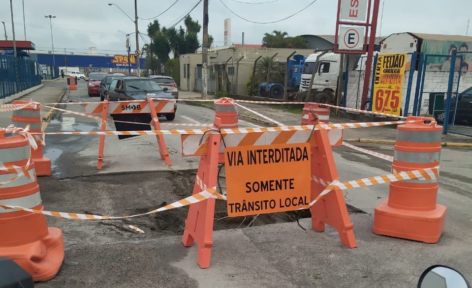 Atenção, motorista: interdição no Jardim Califórnia