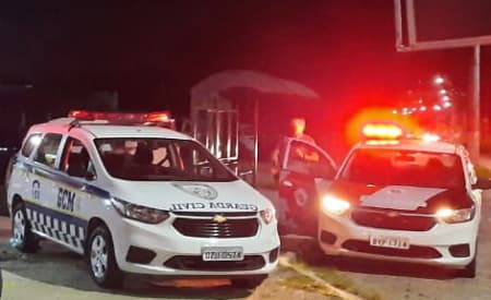 Vigilância e Fiscalização de Posturas fecham adega em Jacareí, com apoio da GCM e Força Tática da PM