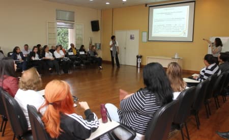 Livro sobre formação de agentes públicos traz experiência da Escola de Gestão de Jacareí