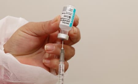 Nova chance! No sábado (2), Jacareí aplica primeira dose para população acima de 18 anos, além de seguir com segunda dose e dose de reforço