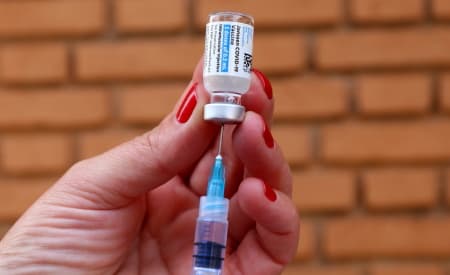 Jacareí atinge marca de mais de 500 mil vacinas aplicadas contra a COVID-19