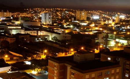 Jacareí recebe projeto da EDP que substituirá 476 luminárias da iluminação pública comum por LED