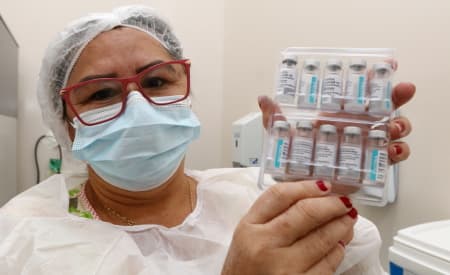 Jacareí aplica primeira dose para pessoas acima de 12 anos, segunda dose e dose de reforço na quarta-feira (3)