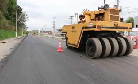 Avenida Lucas Nogueira Garcez é repavimentada