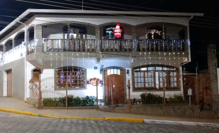 Prefeitura de Jacareí anuncia vencedores do Concurso de fachadas e vitrines Natalinas