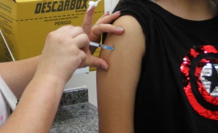 Crianças de 5 anos, sem comorbidades, podem se vacinar na segunda-feira (31), em Jacareí