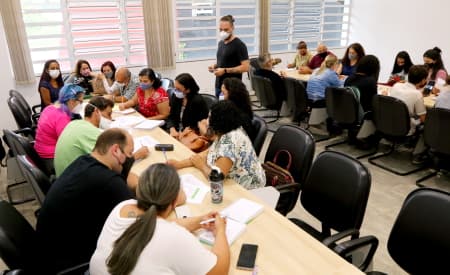 Professores participam de formação sobre o tema: ‘O Desenvolvimento das Competências Socioemocionais na Primeira Infância, por meio da Educação Musical’