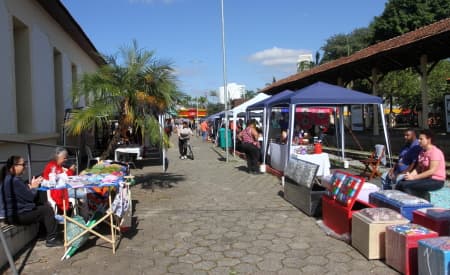 Opção de lazer para o feriado prolongado, Jacareí realiza Feira dos Trilhos no domingo (19)