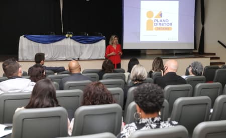 Equipes da Prefeitura se preparam para oficinas da revisão do Plano Diretor