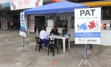 Parque dos Príncipes recebe serviços itinerantes do PAT e do Banco do Povo nesta terça (16)