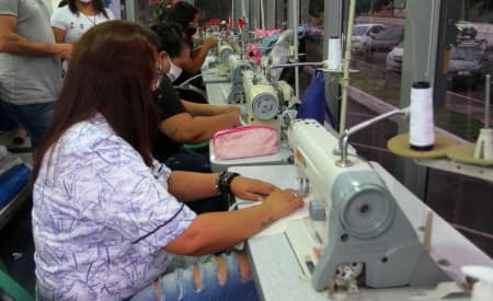 Jacareí abre 60 vagas para curso gratuito de corte e costura