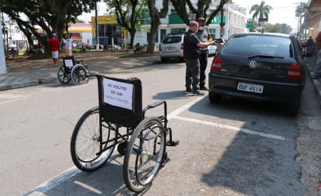 Secretaria de Mobilidade Urbana de Jacareí promove Semana Nacional do Trânsito, com distribuição de brindes, passeio ciclístico, caminhada e outras ações
