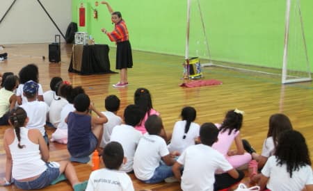 Gincana da Educação leva “Cápsula do Saber” e prêmios para alunos da rede municipal