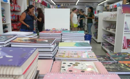 Dicas para economizar na hora das compras do Material Escolar