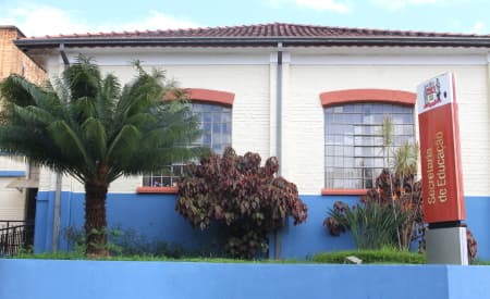 Educação passa a oferecer formação complementar híbrida para atender professores