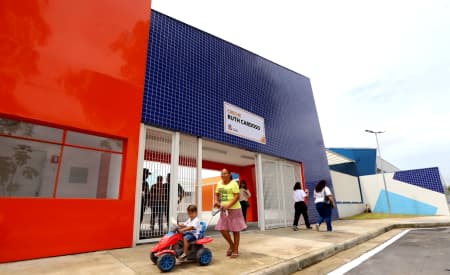 Nova creche no Parque Meia-Lua foi inaugurada no sábado (11) e mais de 300 crianças já começaram as aulas, nesta segunda-feira (13)