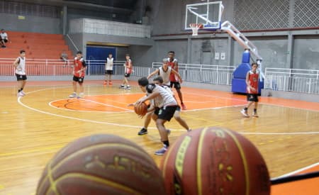 Basquete e futsal são atrações nos Educamais Centro e Paraíso no sábado (1)